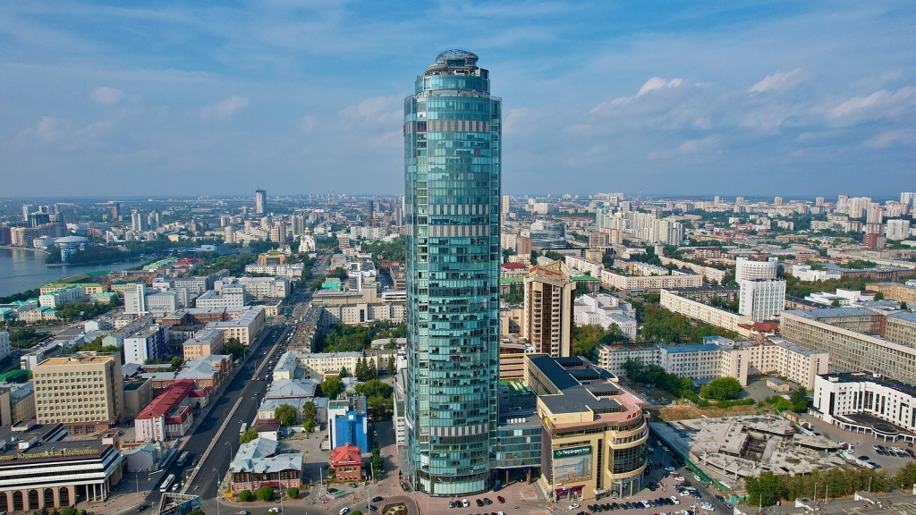 Vysotsky_skyscraper_(August_2022)_01.jpg Vysotsky_skyscraper_(August_2022)_01.jpg